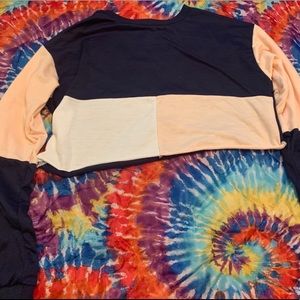 Long sleeve crop top